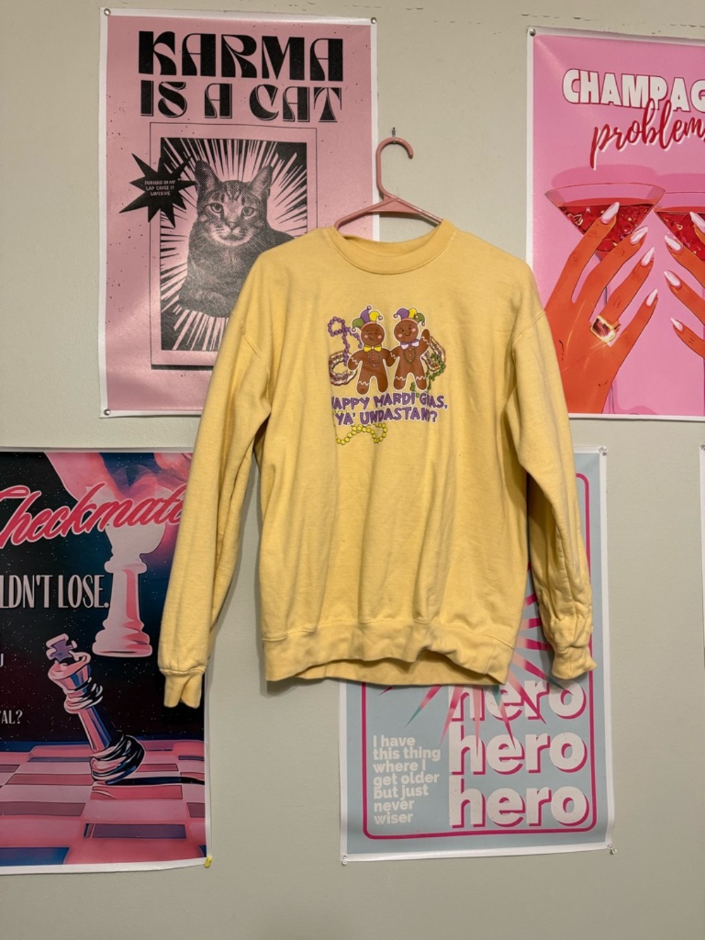 Yellow Mardi Gras Graphic Crewneck Sweatshirt - Unbranded